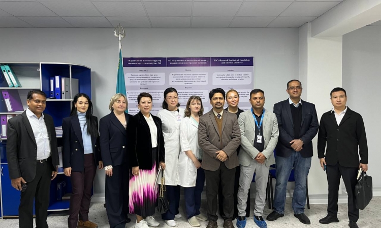 В рамках Индийско-казахстанского конгресса по медицинскому туризму НИИ кардиологии и внутренних болезней посетила индийская делегация